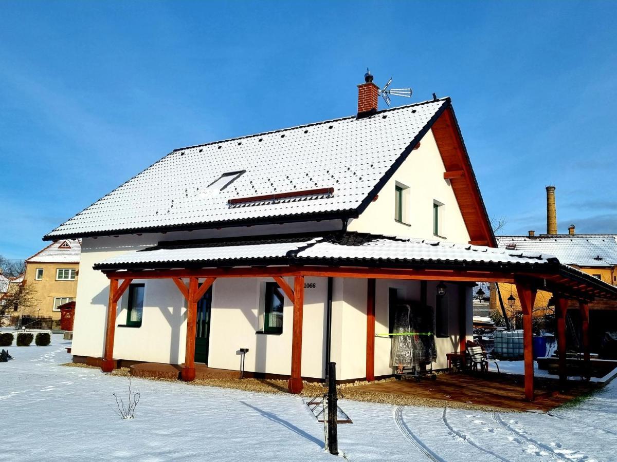 Dum A Chatka Pod Smrkem Nove Mesto pod Smrkem Dış mekan fotoğraf