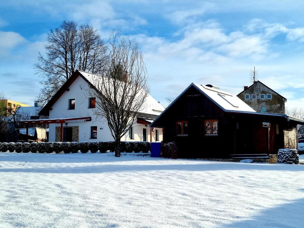 Dum A Chatka Pod Smrkem Nove Mesto pod Smrkem Dış mekan fotoğraf